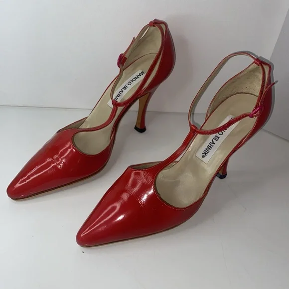 Manolo Blahnik Sexy Red Patent Leather T-Strap Heels to Dance all nite! VGUC 36 - Picture 14 of 15